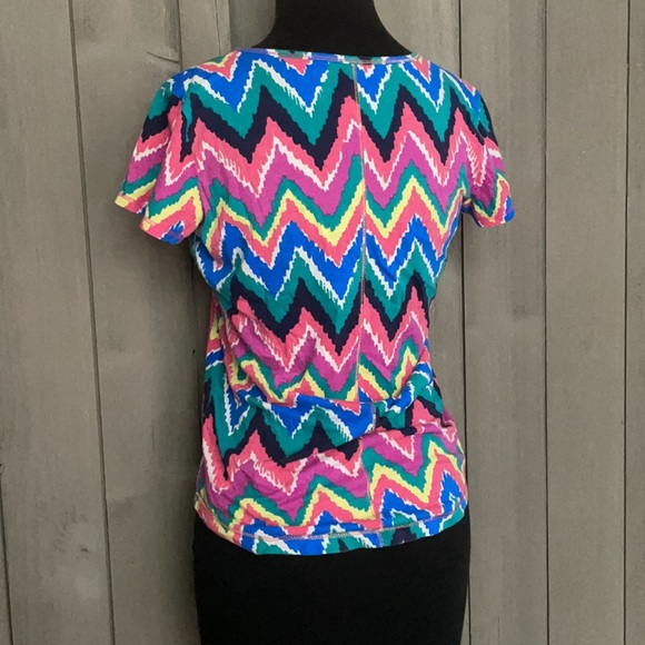 Lilly Pulitzer Chevron Stripe Cynthia Tee - Picture 3 of 4